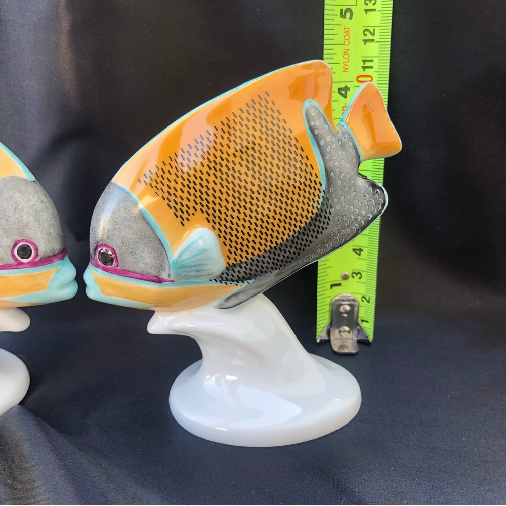 Hollohaza Handpainted Porcelain Fish Figurines Set of 2 - Picture 8 of 9